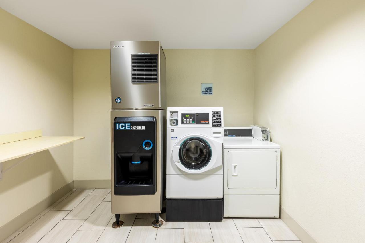Holiday Inn Express & Suites Lafayette South By Ihg Luaran gambar