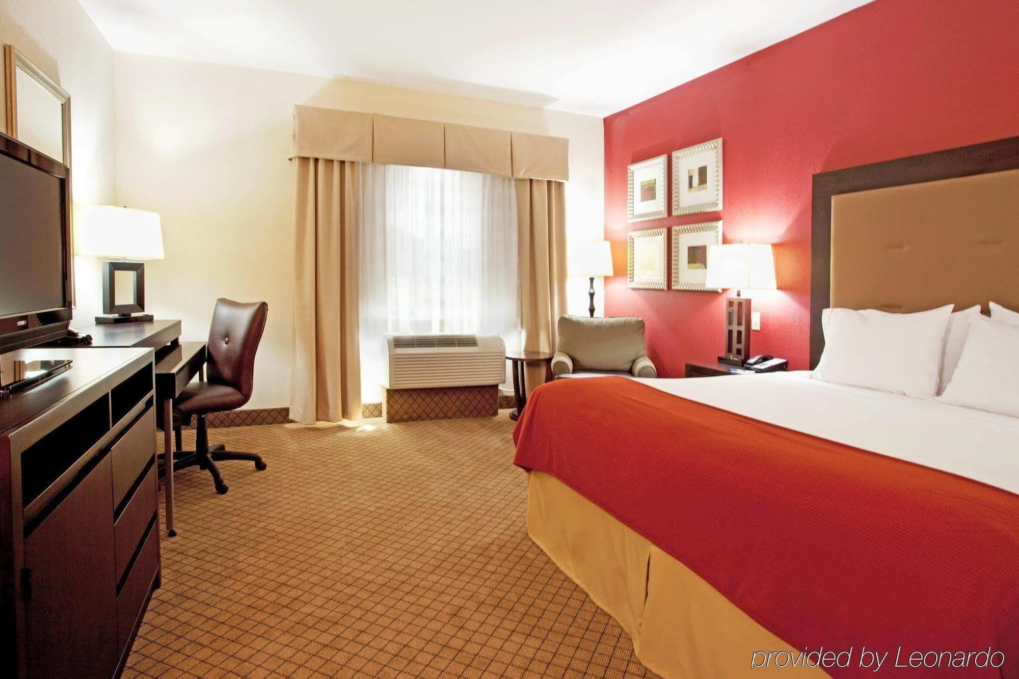 Holiday Inn Express & Suites Lafayette South By Ihg Luaran gambar